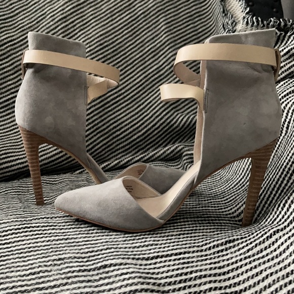 Joe’s Jeans dove gray suede nude ankle wrap heel - Picture 5 of 5